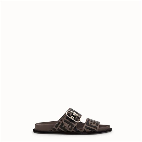 chanclas fendi precio|Chanclas de lujo para Mujer .